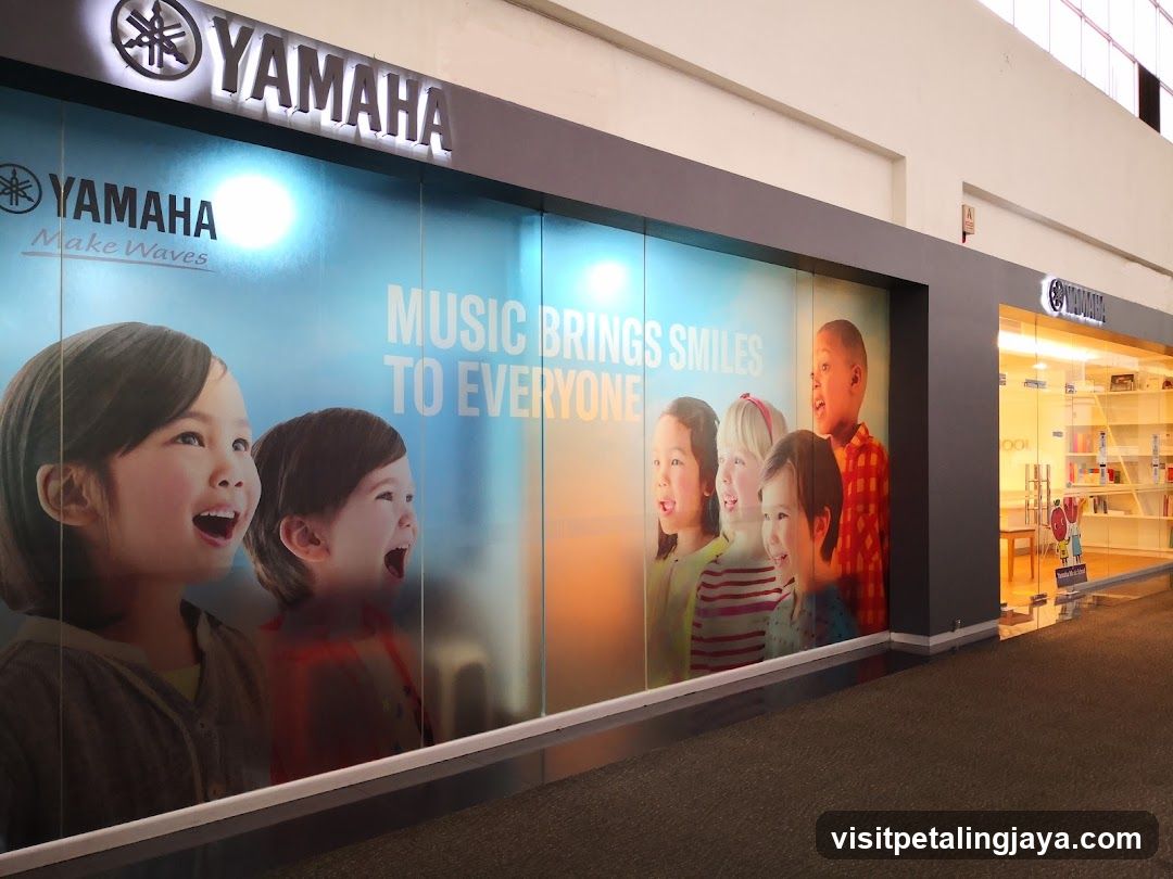 Yamaha Jaz & Ro Music Subang Parade
