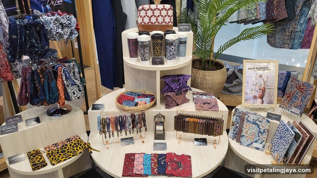 Kapten Batik Lifestyle Store at The Curve