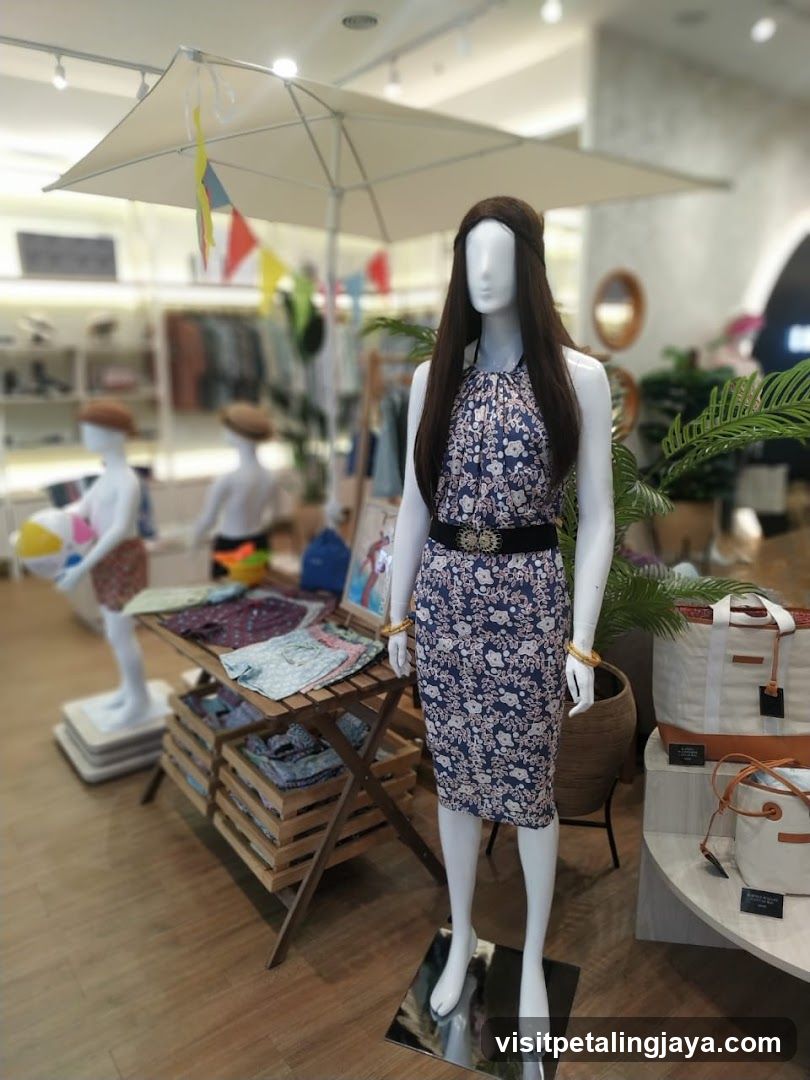 Fashion Store Interior Display