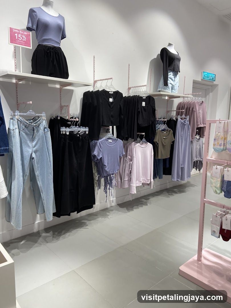 Fashion Store Interior Display