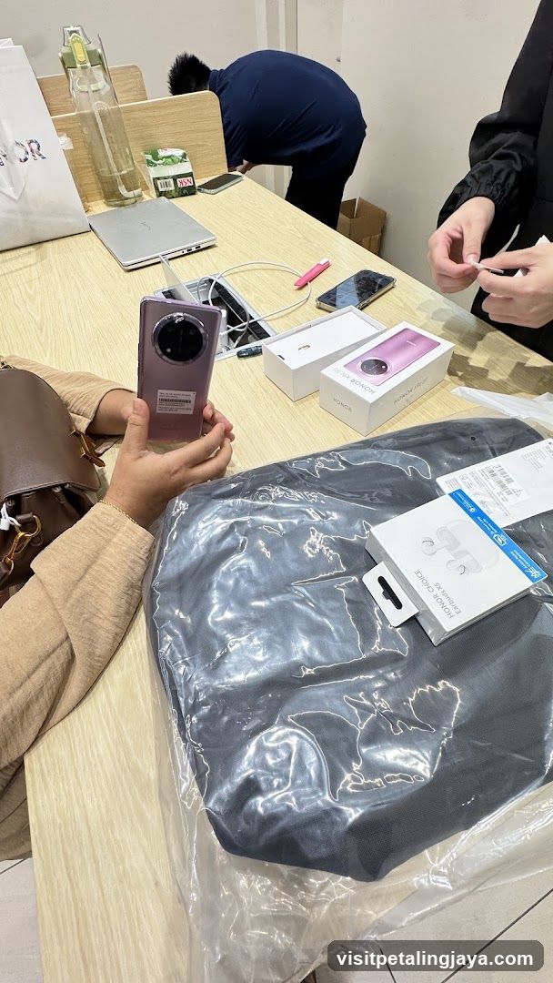 Phone Store Interior