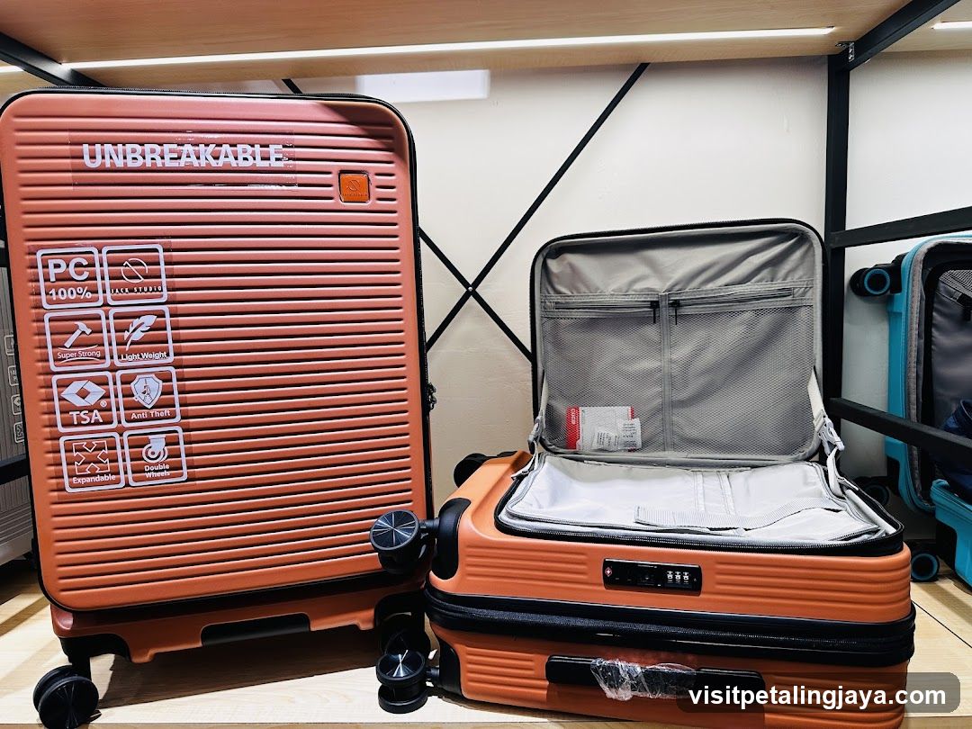 Suitcase Display