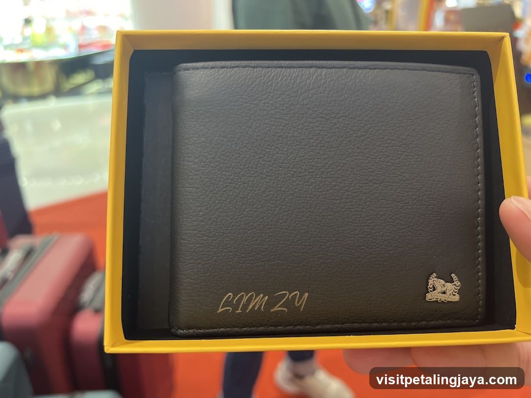 Leather Wallet in Yellow Box