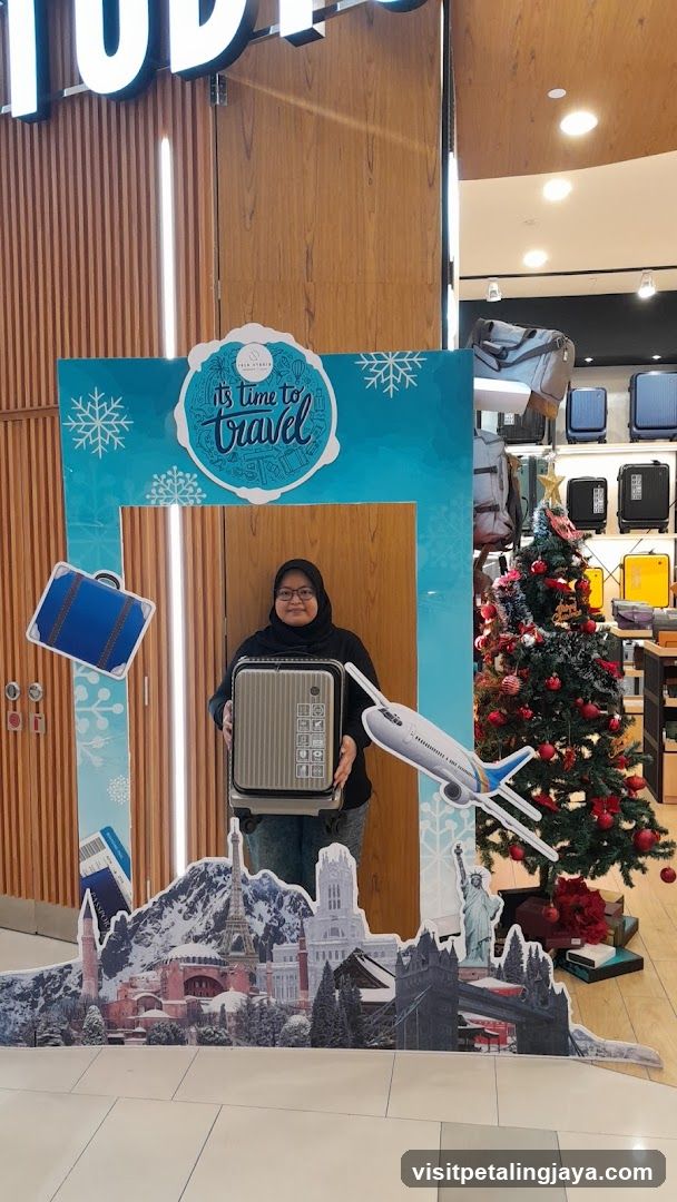 Travel Photo Op in Store