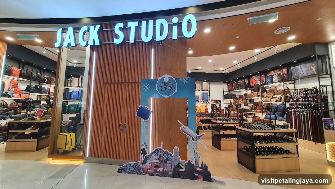 Leather & Luggage Shop - Jack Studio