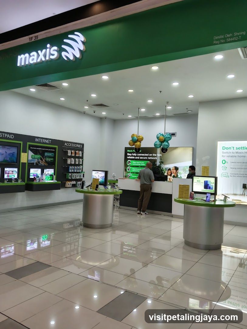 Maxis Store Interior