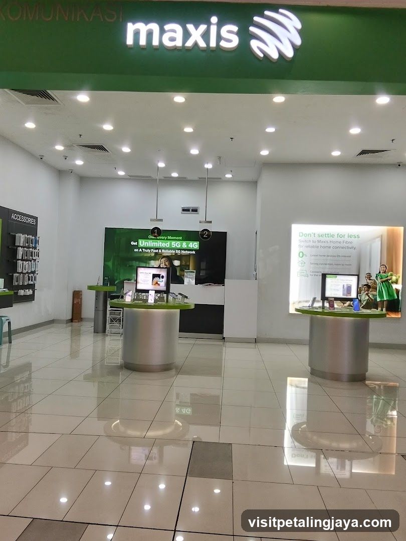 Maxis Store Interior