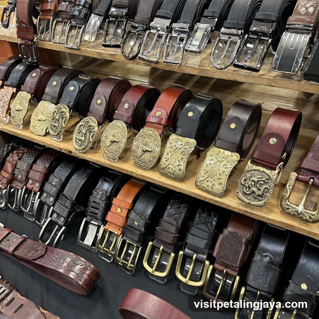 Belt Display Shelf