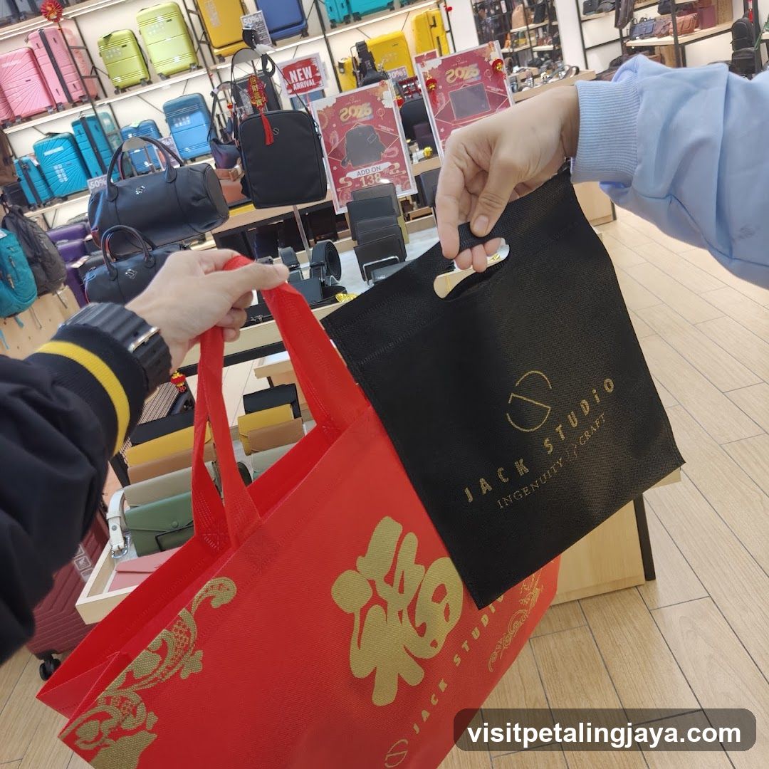 Shopping Bags Display