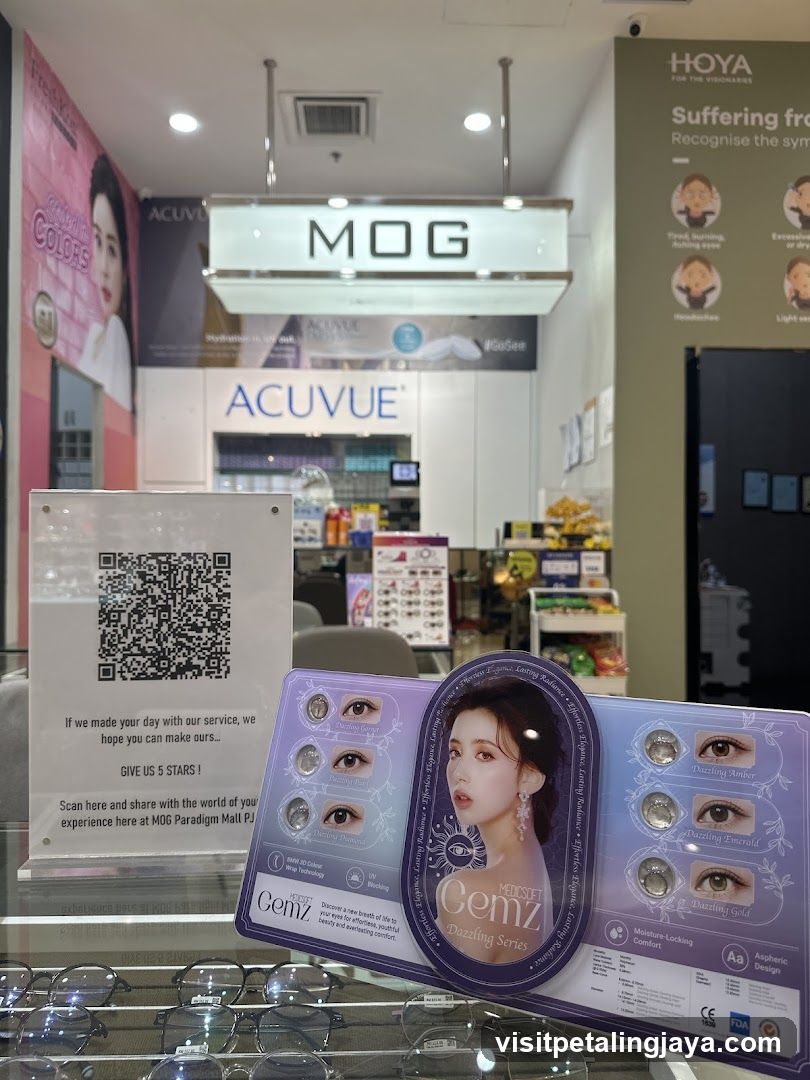 Contact Lens Display at MOG Optometry