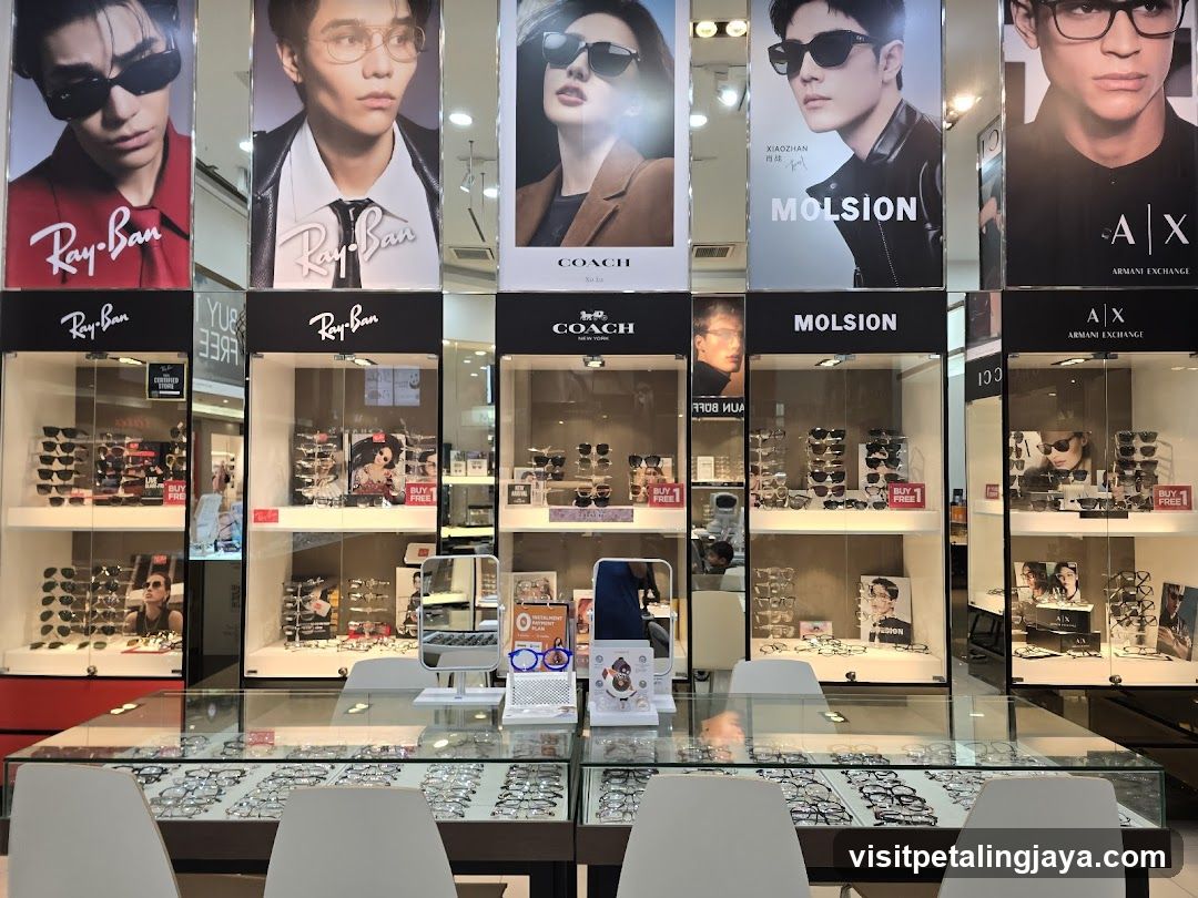Luxury Eyewear Store Interior