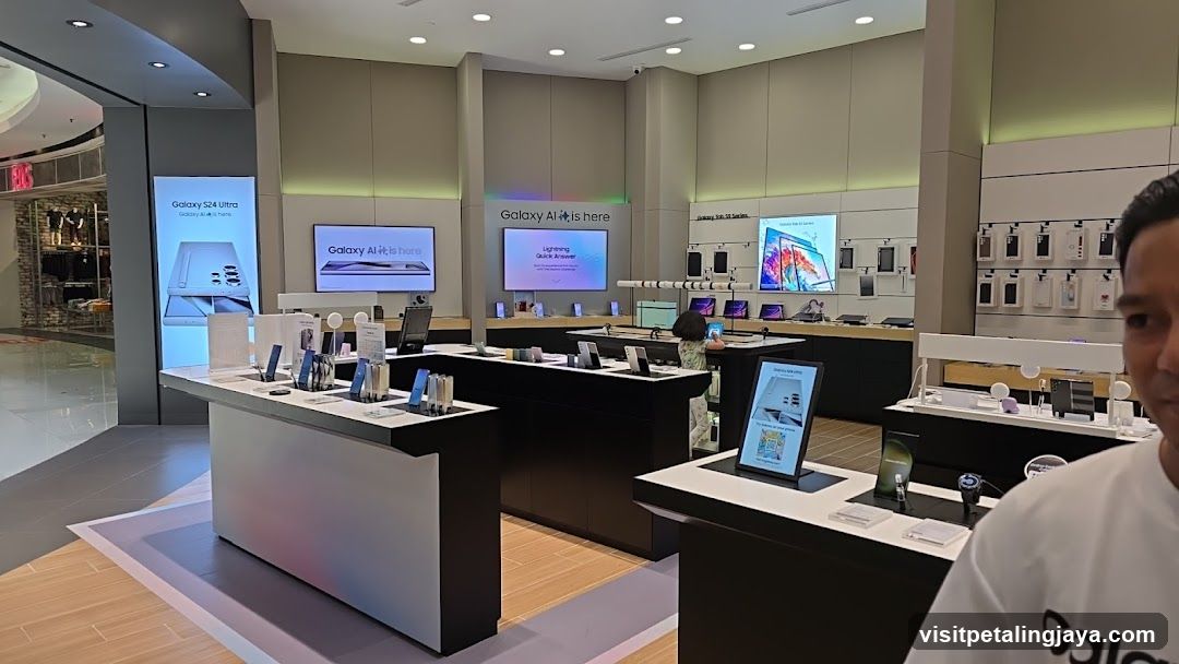 Galaxy Store Interior