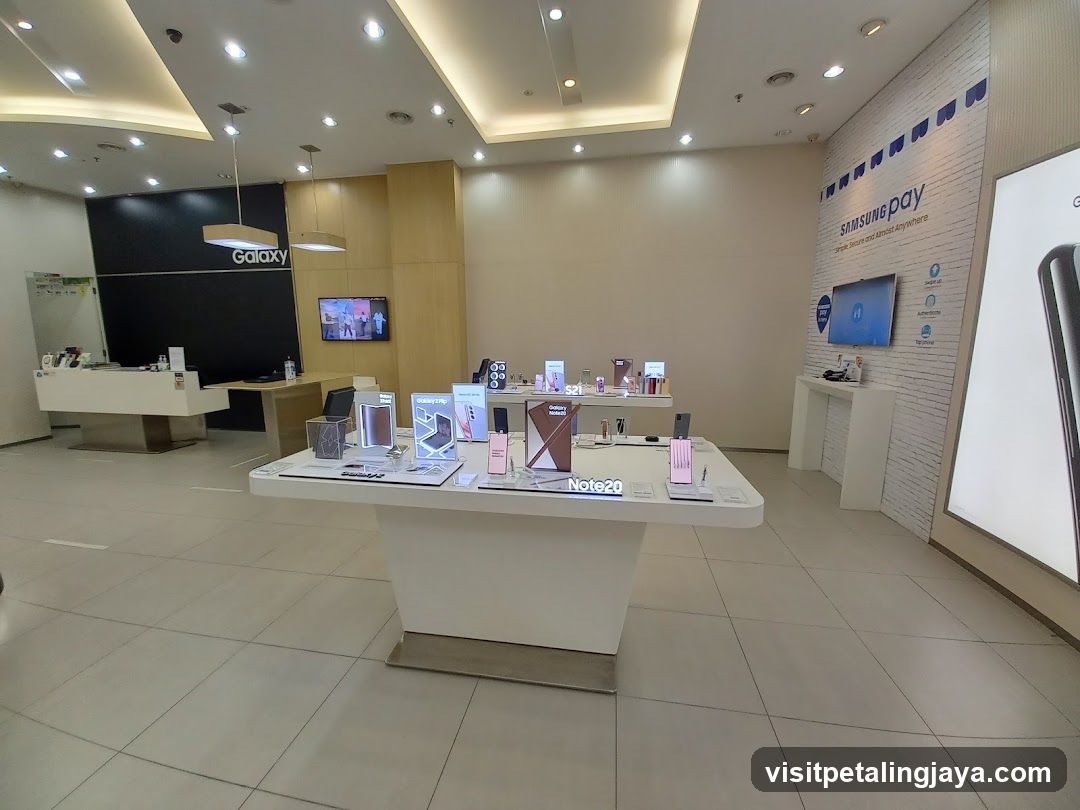 Samsung Store Interior