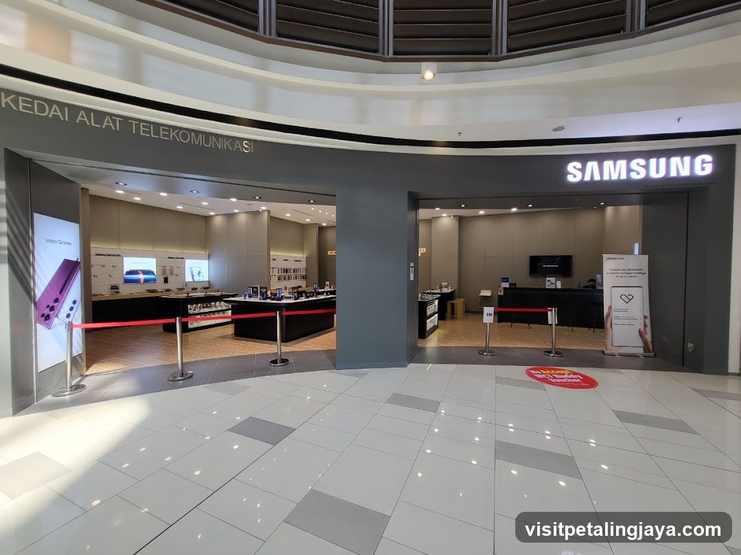 Samsung Experience Store Paradigm Mall