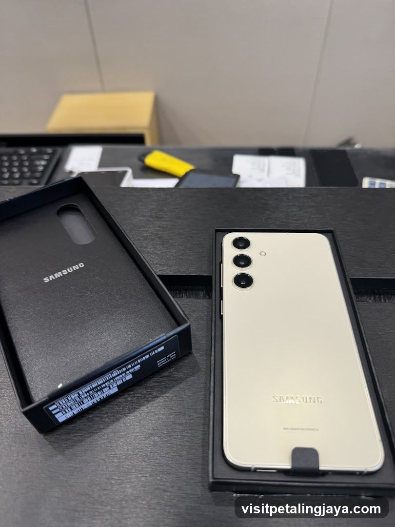 Samsung Phone Unboxing