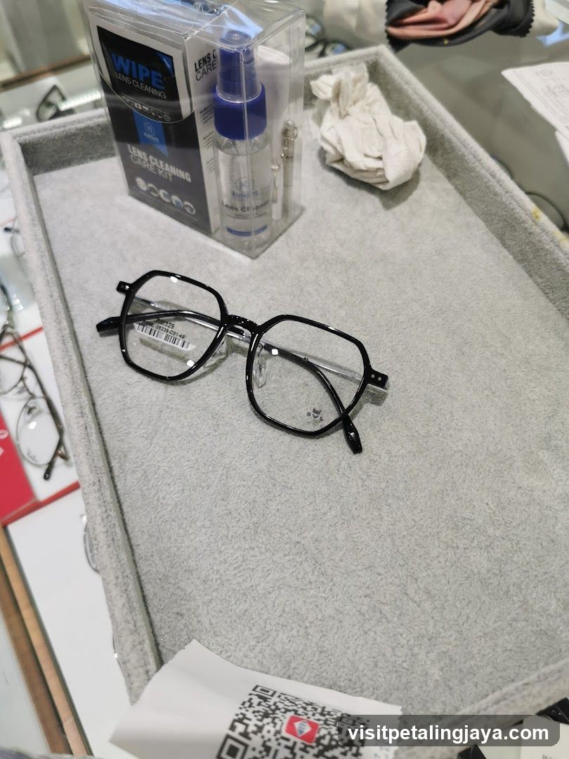 Eyeglasses and Lens Care Kit Display