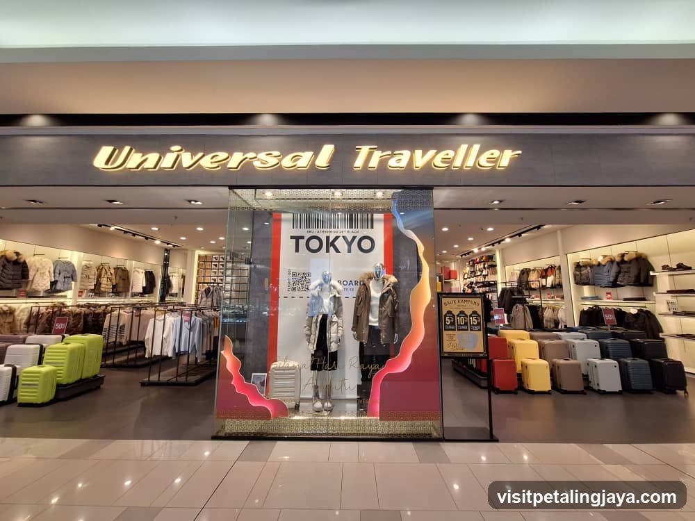 Universal Traveller - Paradigm Mall