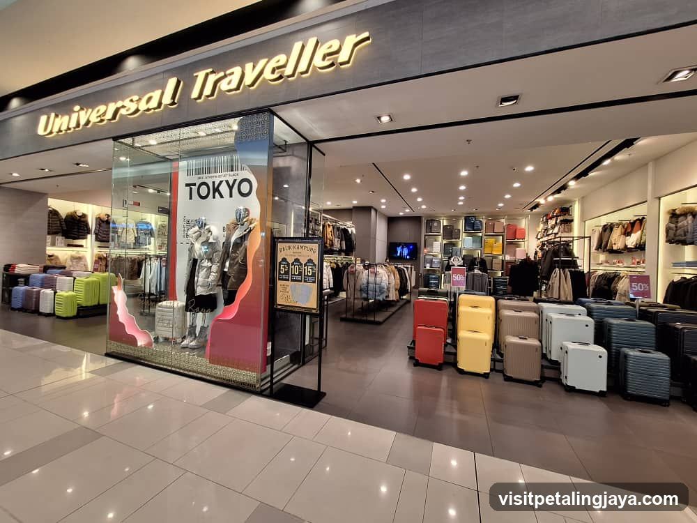 Universal Traveller - Paradigm Mall