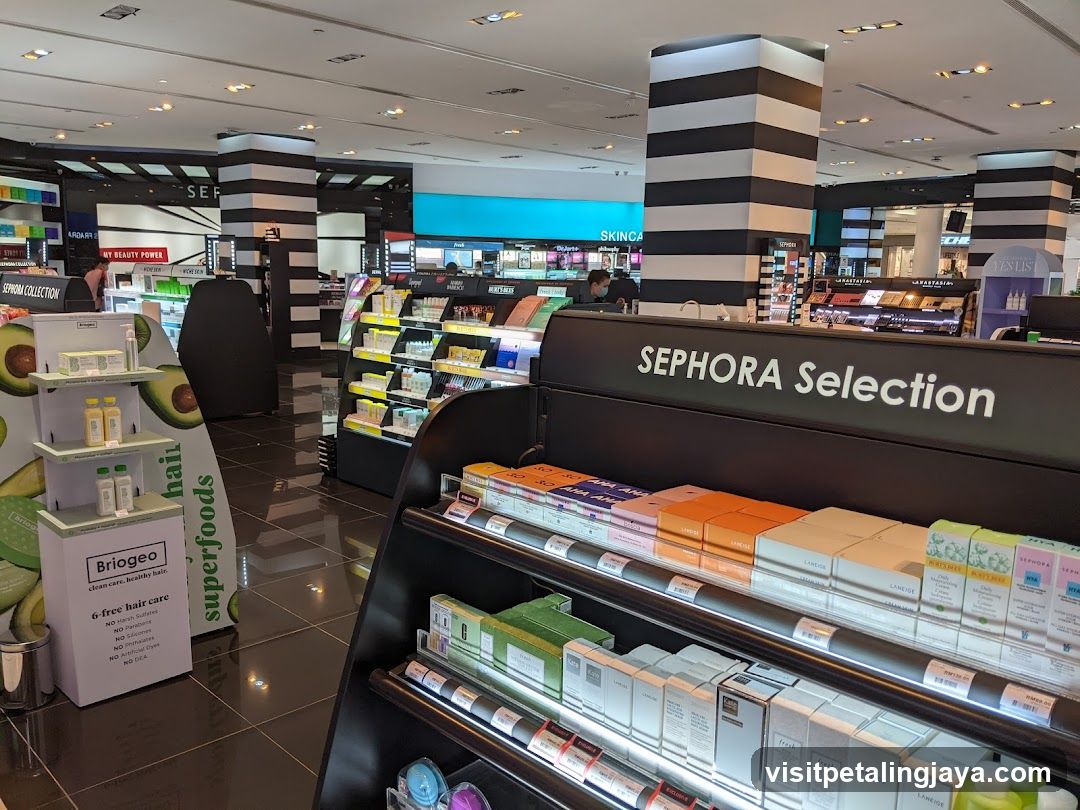 Sephora Interior Display