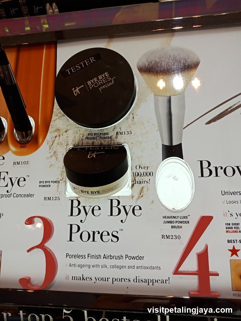 Bye Bye Pores Ad Display
