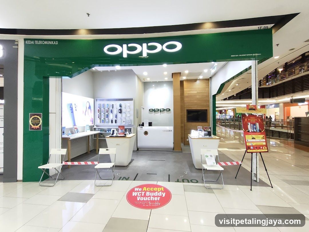 OPPO EXPERIENCE STORE PJ PARADIGM MALL