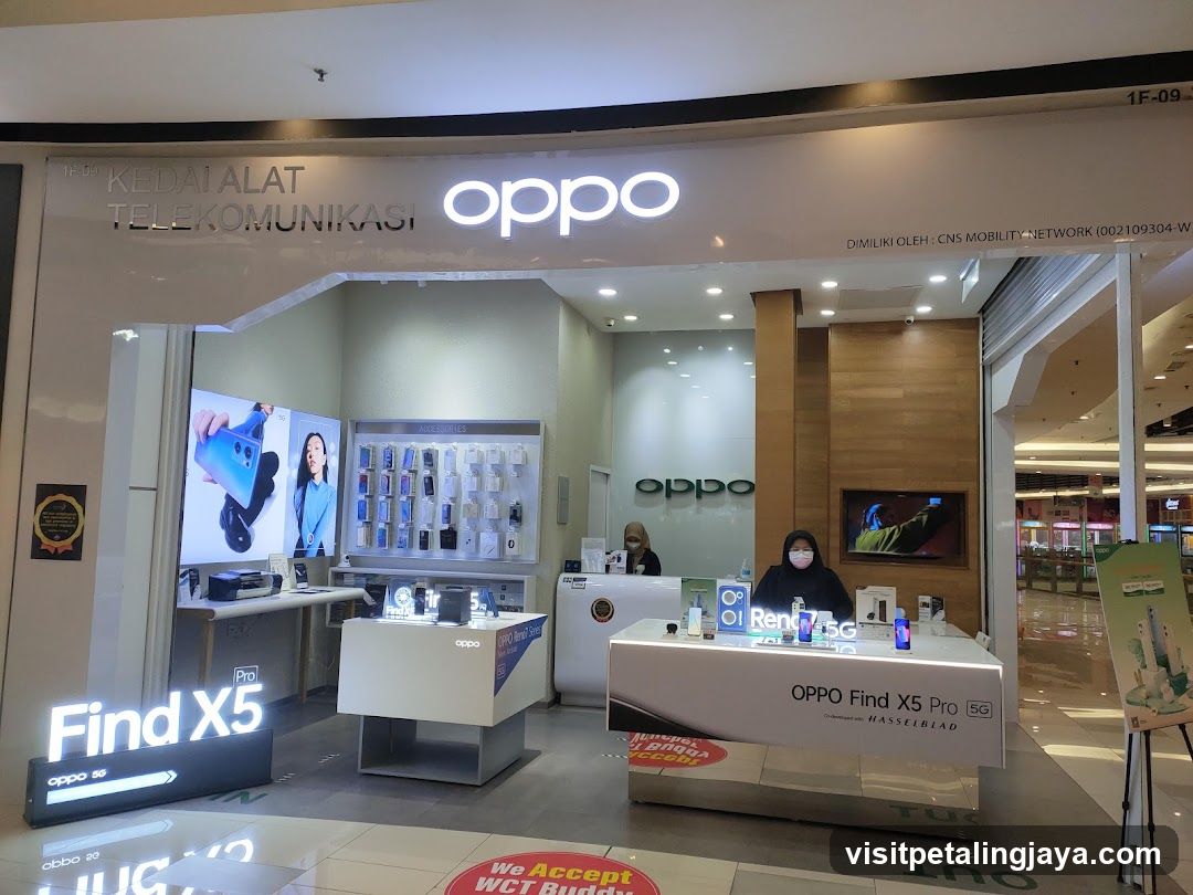 OPPO EXPERIENCE STORE PJ PARADIGM MALL