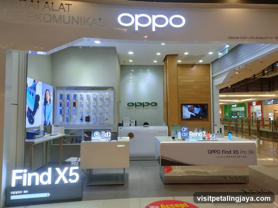OPPO EXPERIENCE STORE PJ PARADIGM MALL