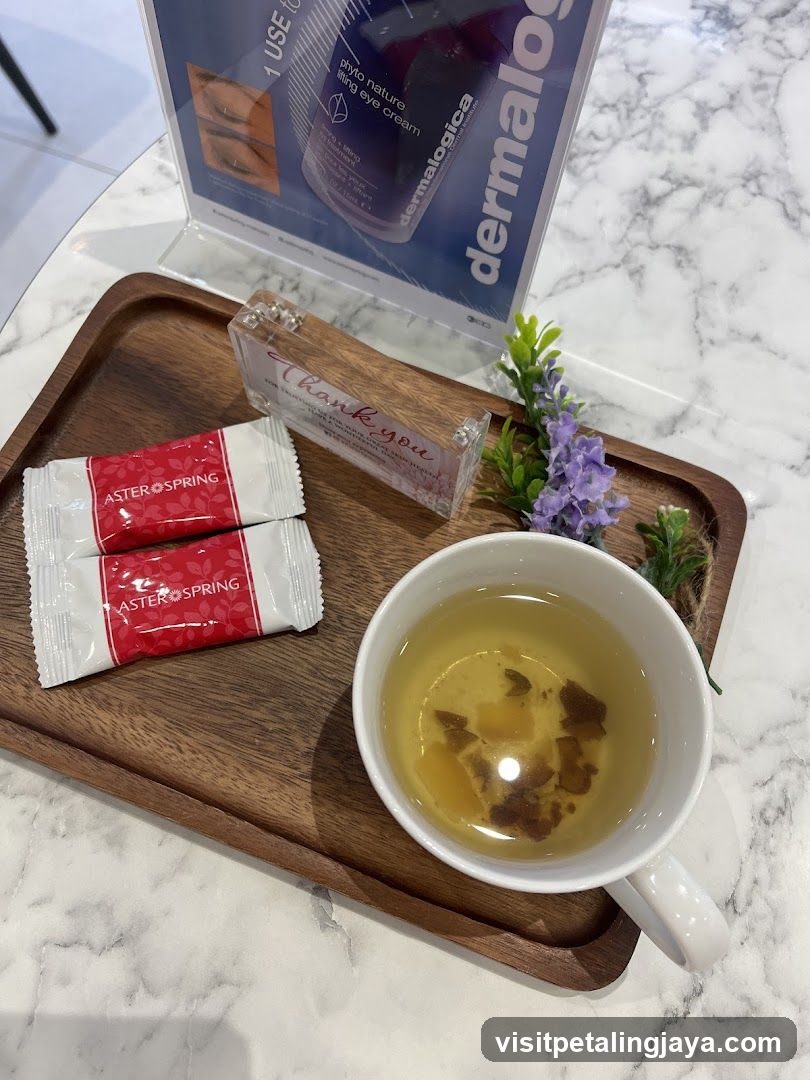 Tea and Skincare Display