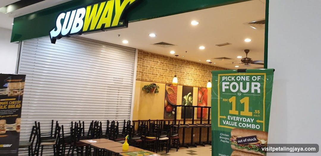 Subway Paradigm Mall PJ