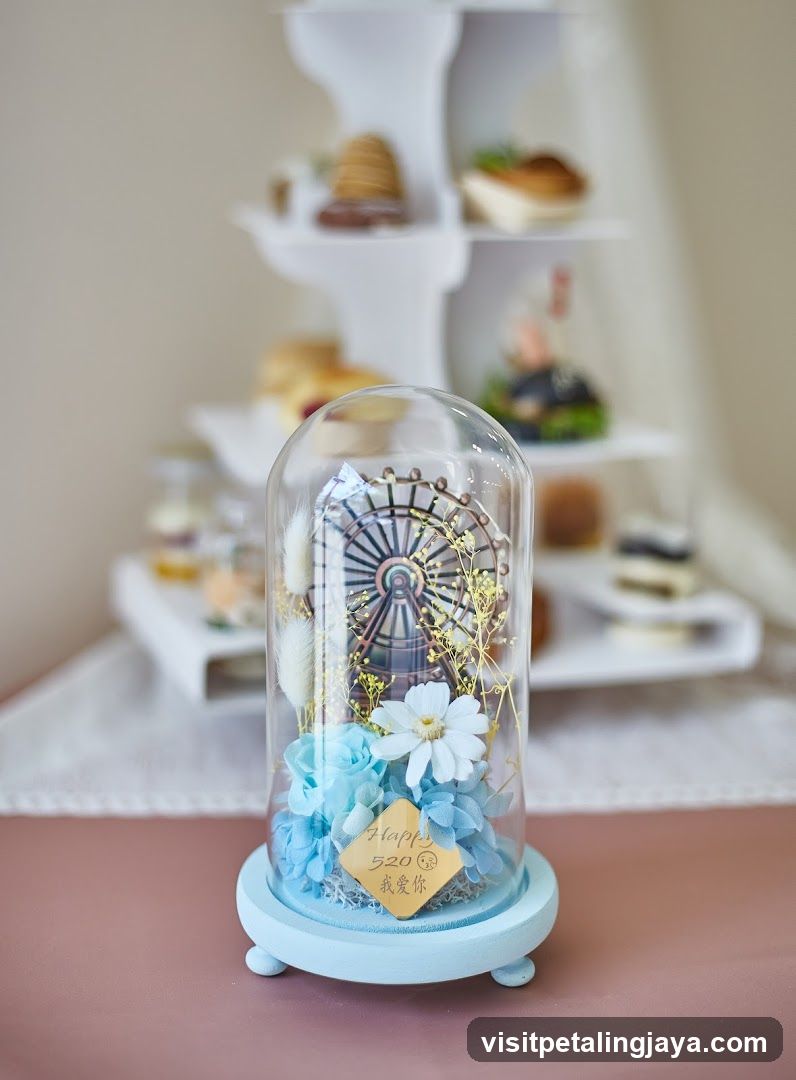 Decorative Glass Dome with Ferris Wheel and Flowers
