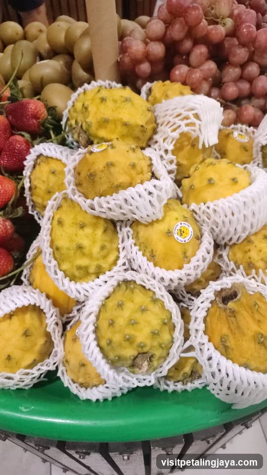 Fresh Fruit Display
