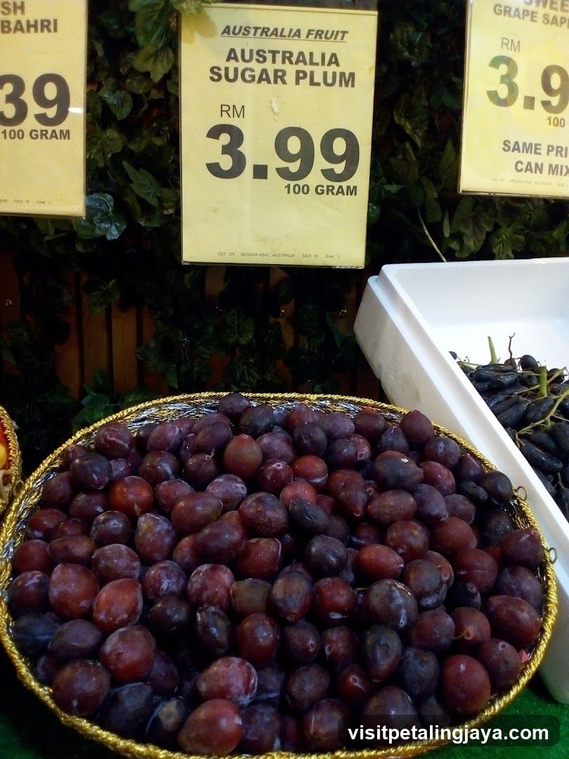 Australia Sugar Plum Display