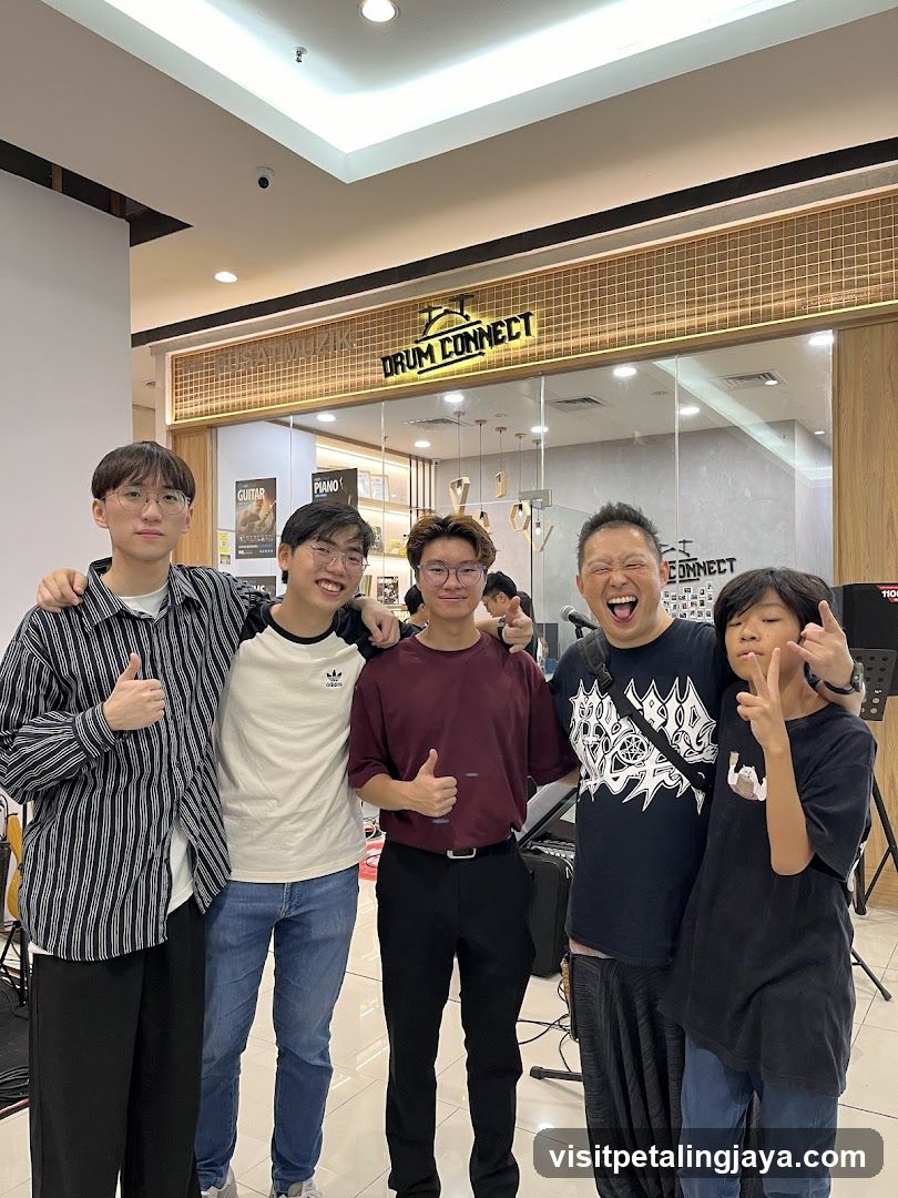 Group photo in Drum Connect store