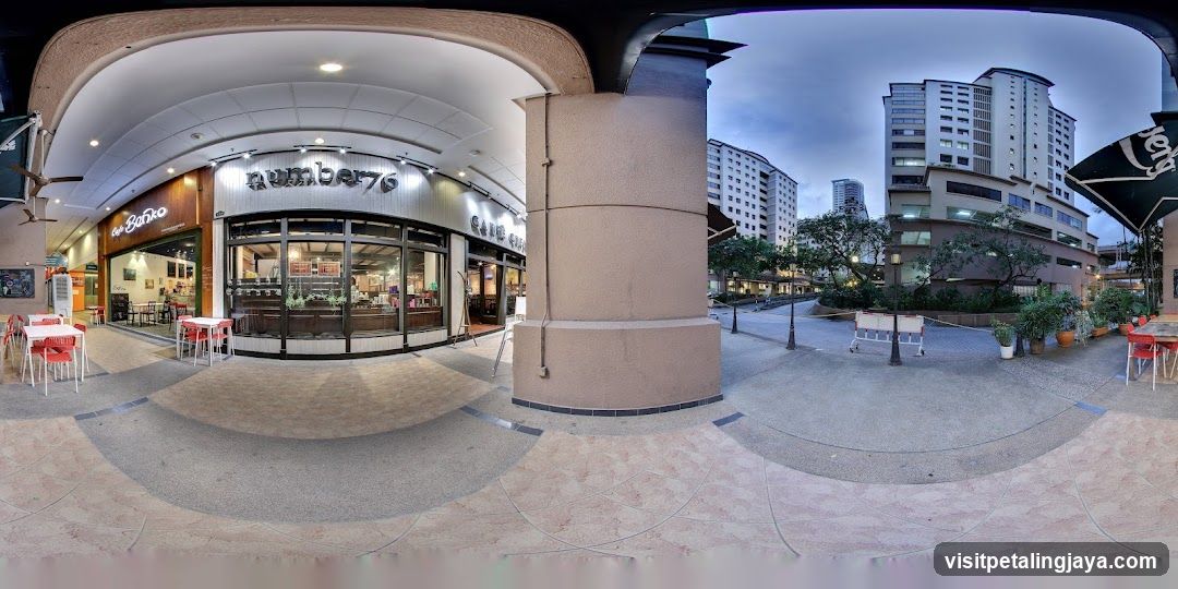 number76 cafe exterior