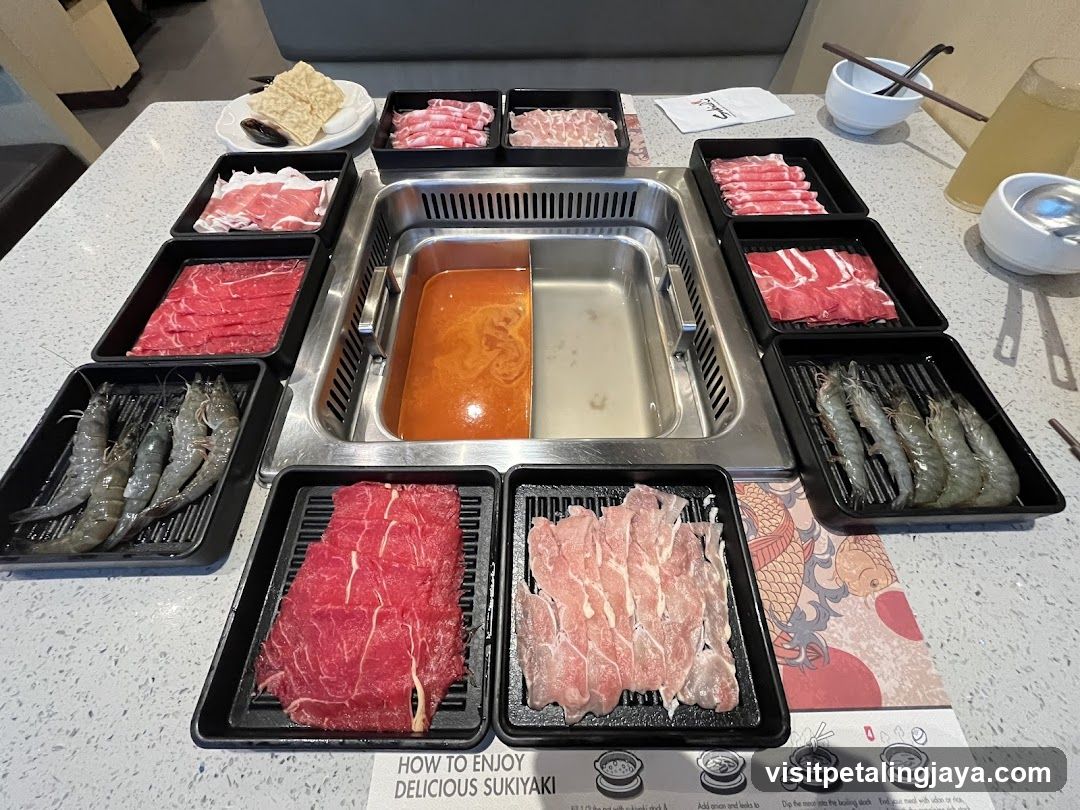 Sushiaki Hot Pot Meal Setup