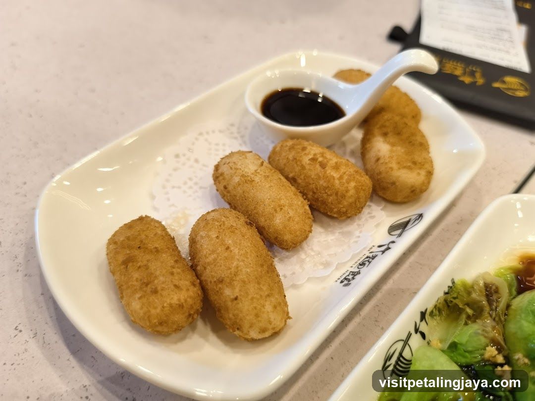 Fried Croquettes with Sauce