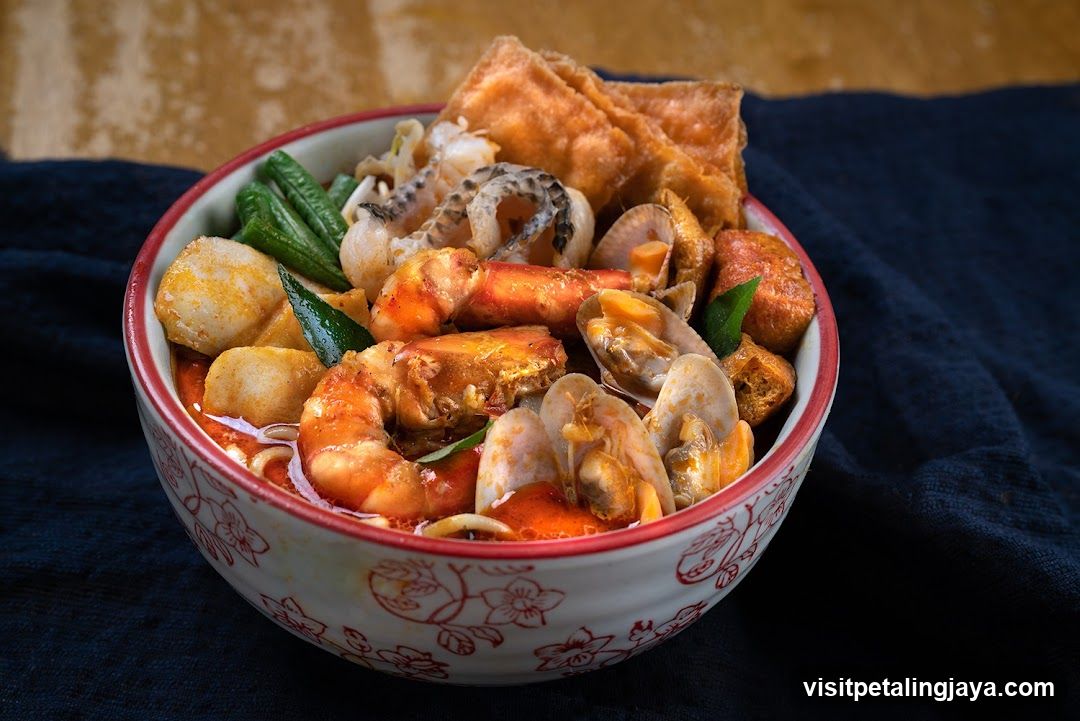 Seafood Curry Bowl