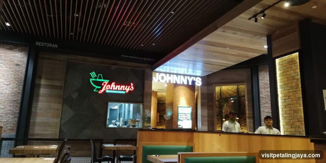 Johnny's Restaurant Interior