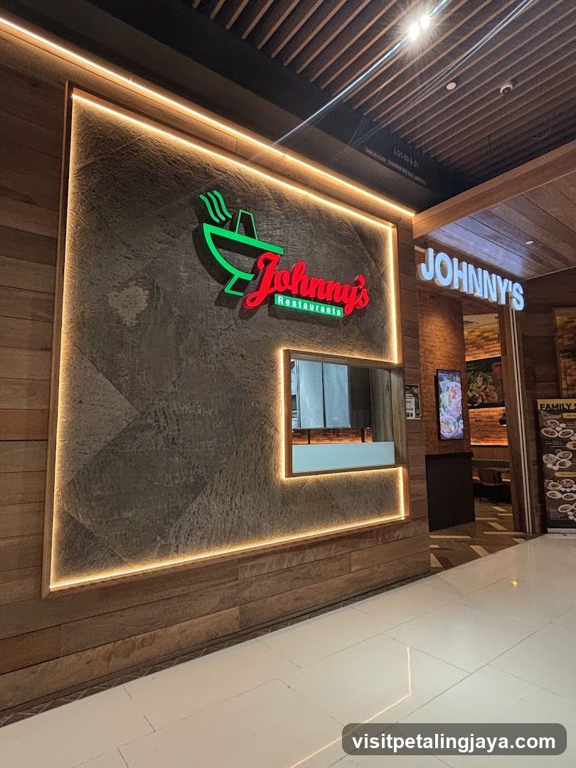 Johnny's Restaurant Hextar World Empire City Damansara