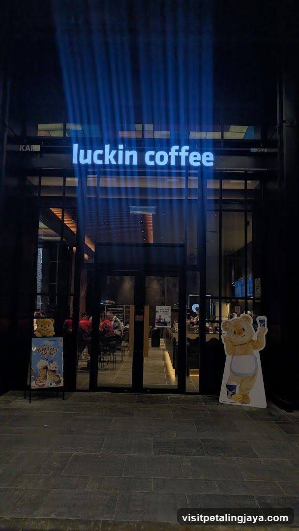 luckin coffee storefront at night