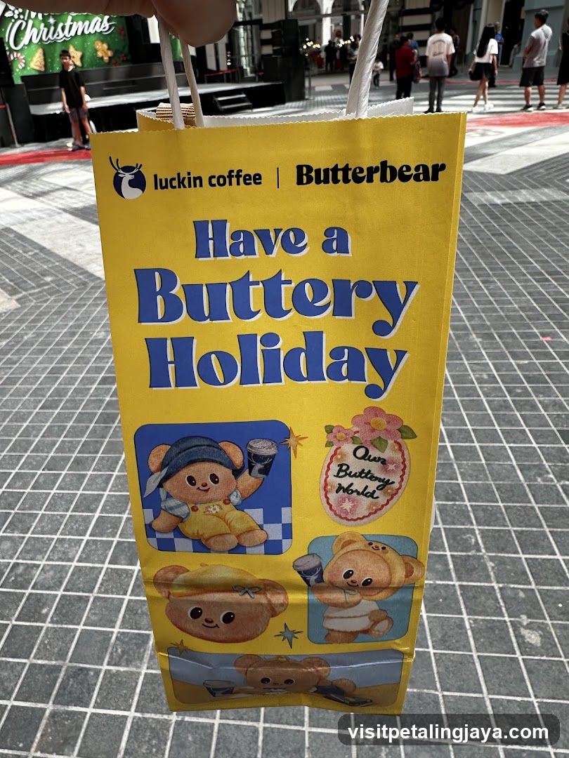 Luckin Coffee x Butterbear Holiday Bag