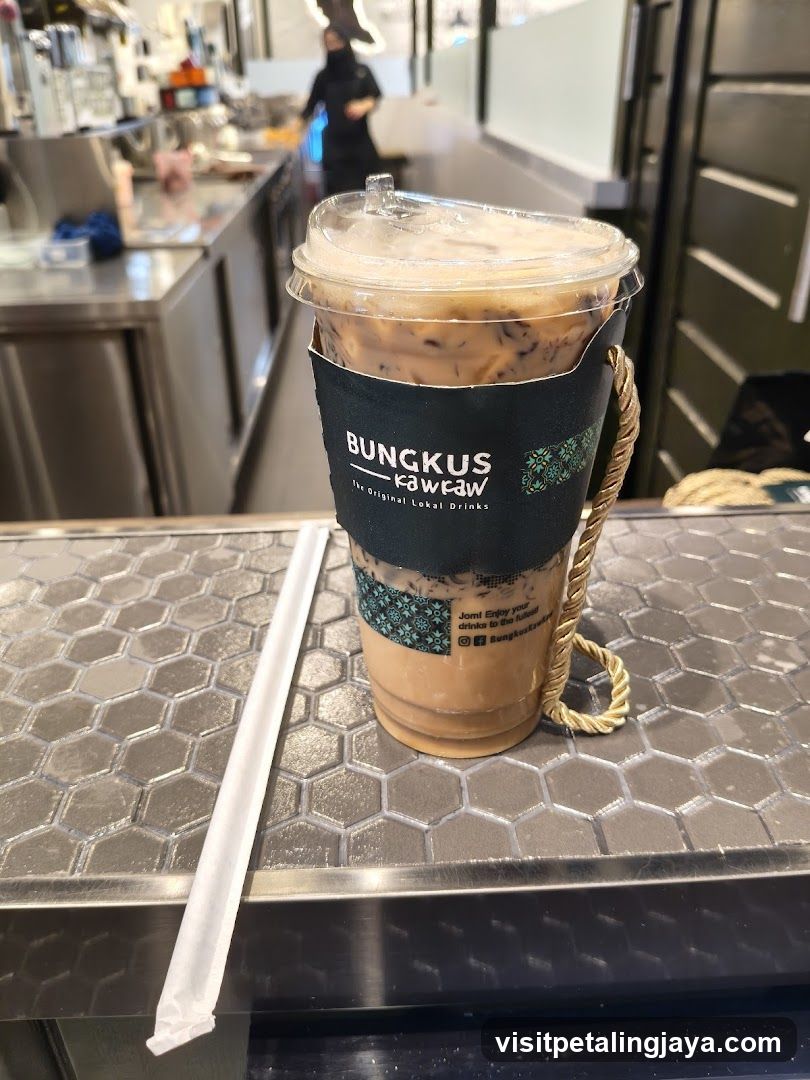 Bungkus Kawkaw Iced Drink