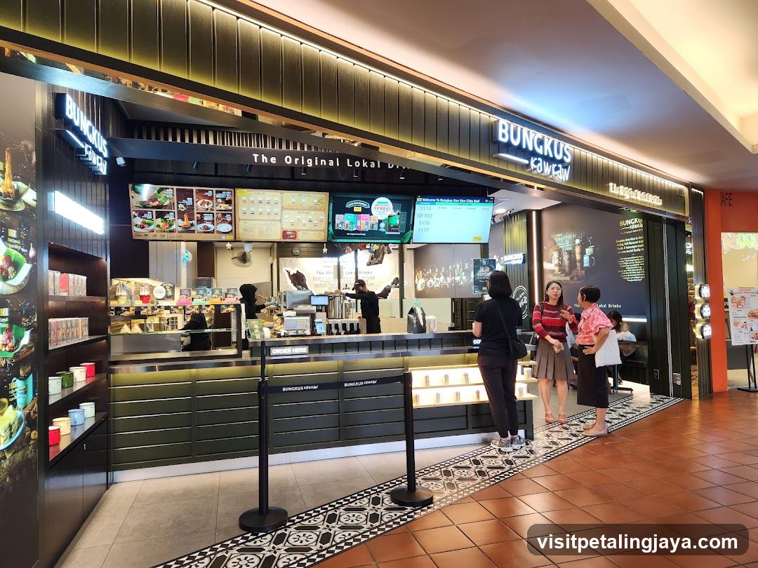 Bunckus K3W Cafe Interior View