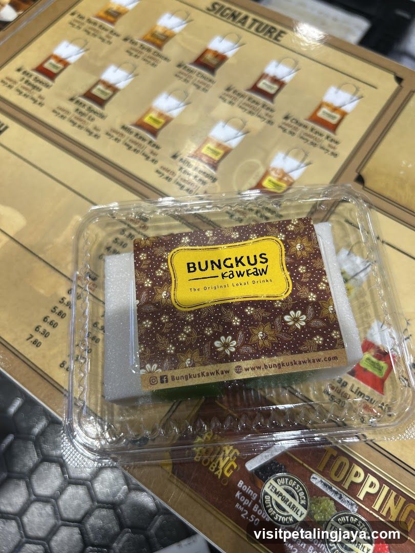 Bungkus Kawkaw Product Display