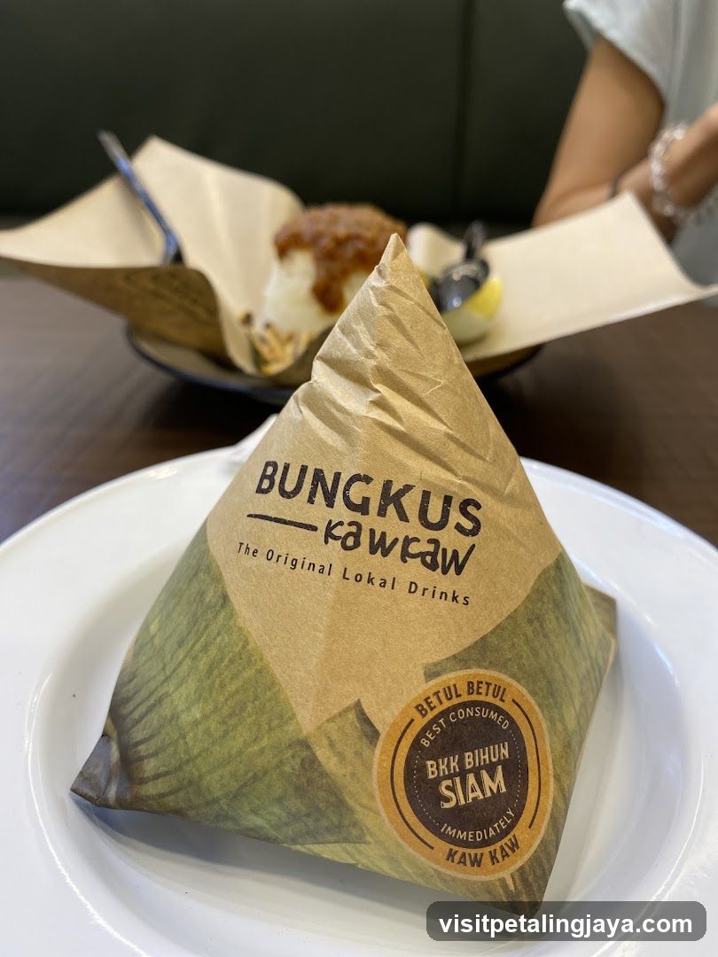 Bungkus Kaw Raw Food Package