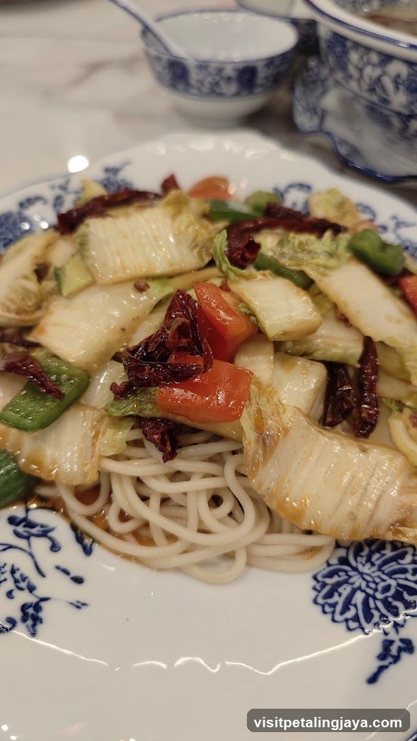 Stir-fried Noodles with Vegetables