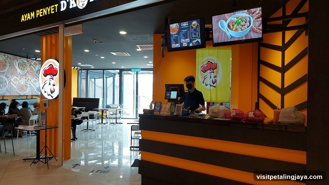 Ayam Penyet D'Kopi Interior View