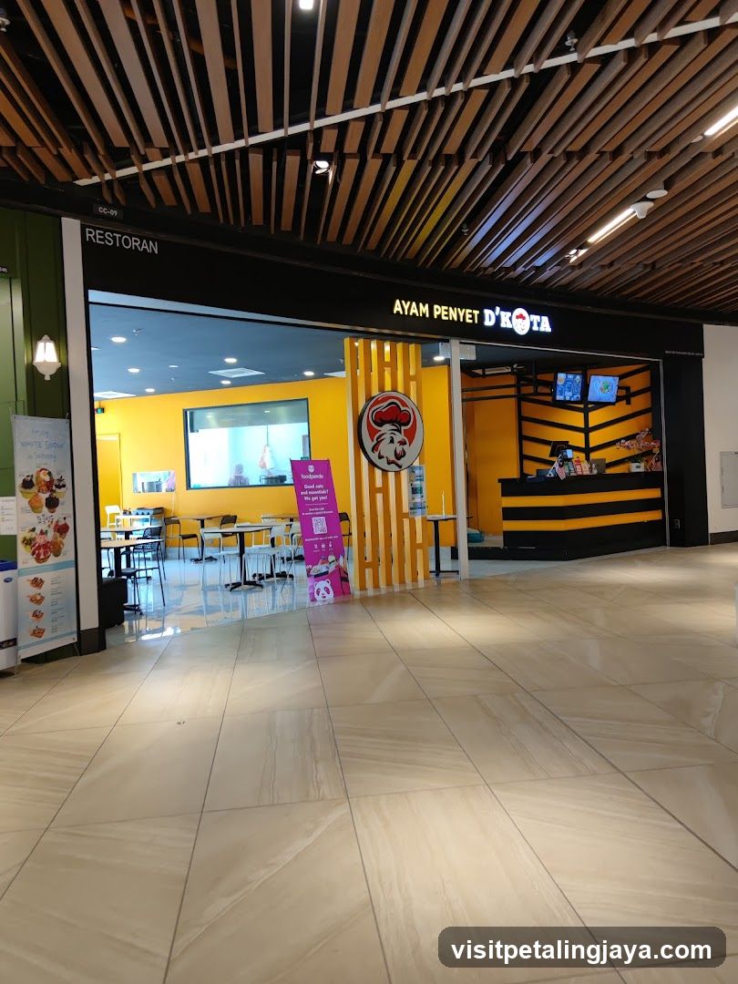 Ayam Penyet D'Kota Interior View