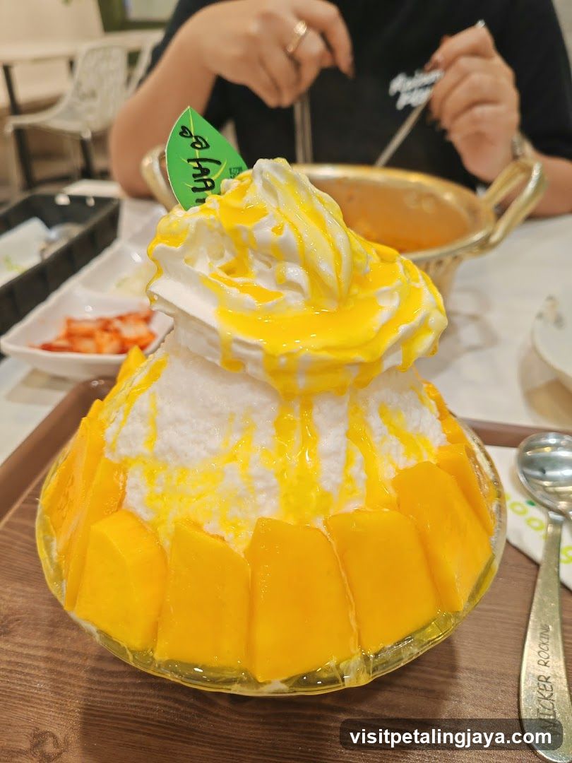 Mango Shaved Ice Dessert