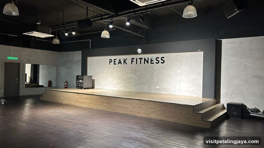 Peak Fitness Interior